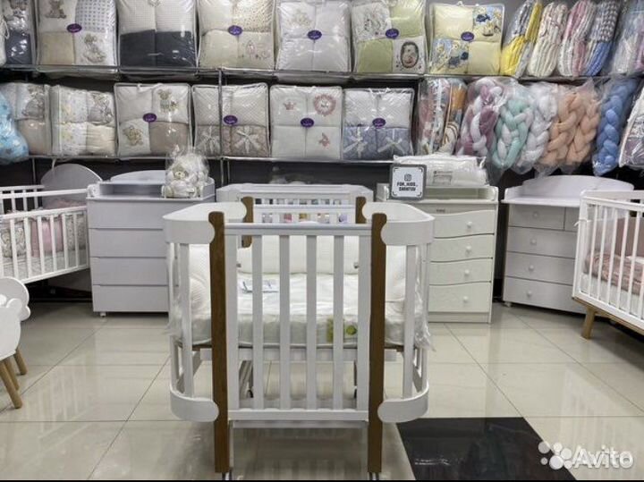 Кроватка happy baby mommy lux