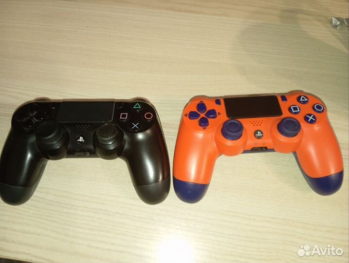 2x(Dualshock 4), GOD OF WAR