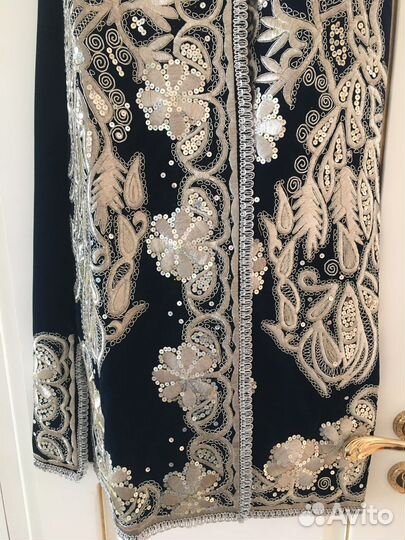 Узбекский чапан-халат-безрукавка