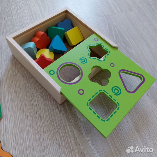 Развивающие игрушки пакетом