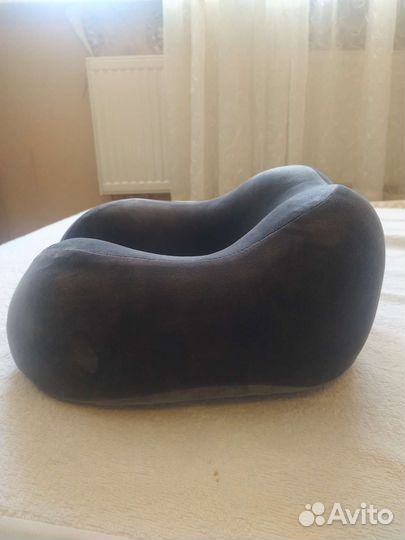 Подушка для шеи дорожная