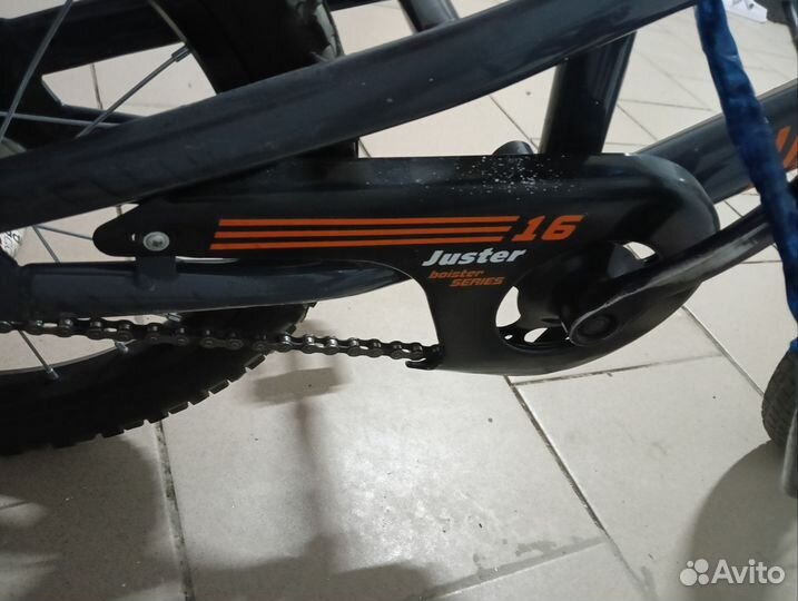 Детский велосипед 16