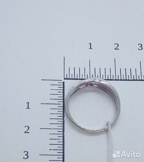 Золотое кольцо с бриллиантами дорожка