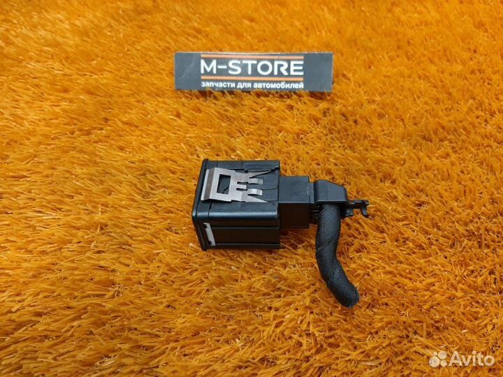 Кнопка освещения панели приборов Volkswagen Passat