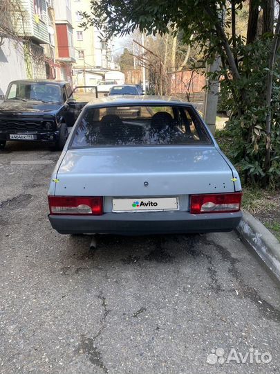 ВАЗ 21099 1.5 МТ, 2001, 100 000 км