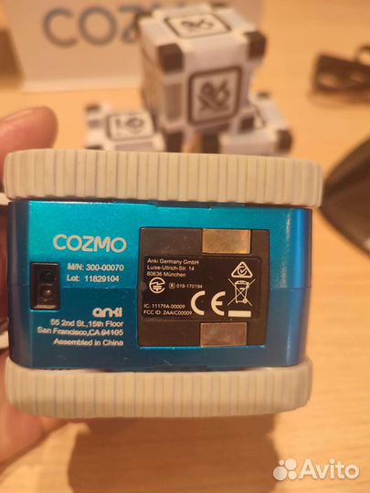 Робот anki cozmo