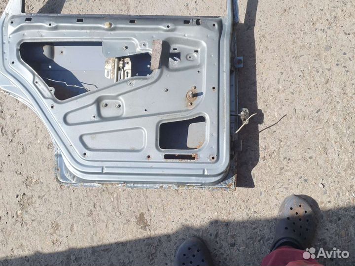 Дверь задняя левая 2109