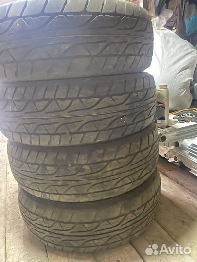 Dunlop Grandtrek AT3 215/60 R17