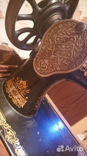 Швейная машина Singer