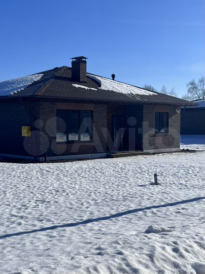 Коттедж 113 м² на участке 8 сот.