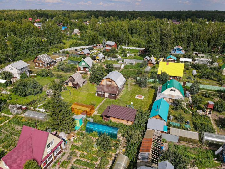 Дача 70 м² на участке 10,1 сот.