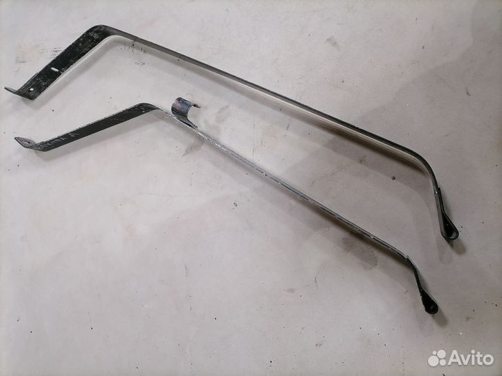 Ленты крепления топливного бака Opel Vectra A 1994