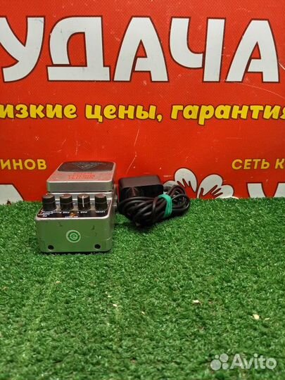 Педаль эфекта Behringer fx600
