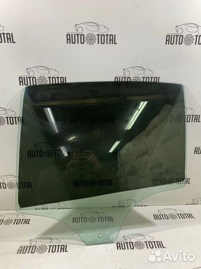 Стекло двери заднее левое Opel Corsa D Z12XEP 2007