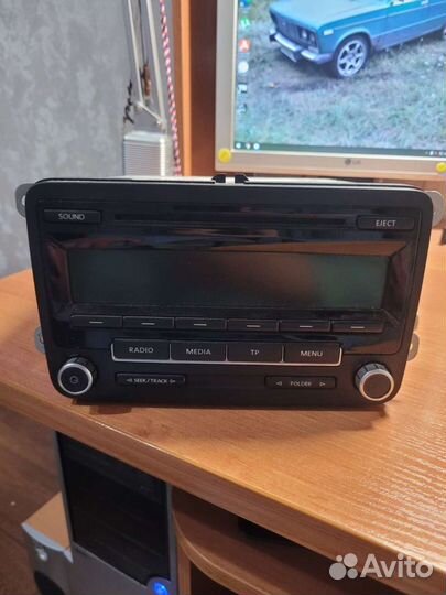 Штатная магнитола на volkswagen