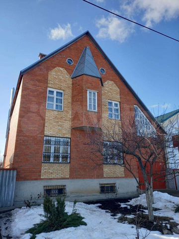 Дом 257 м² на участке 7 сот.