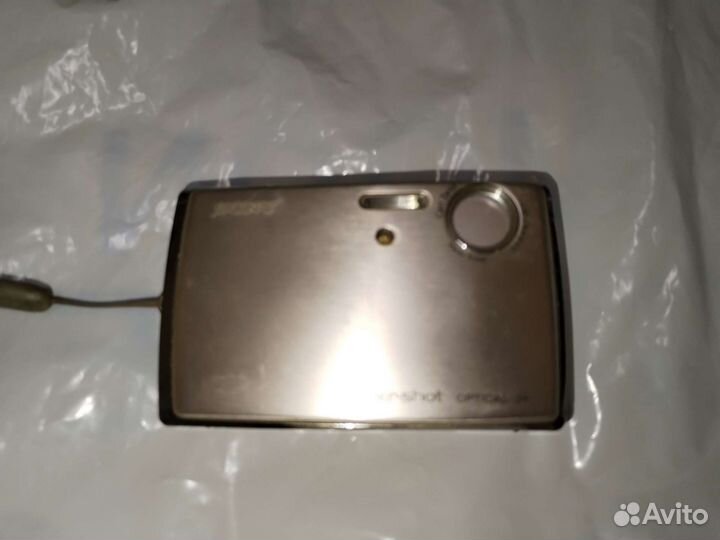 Компактный фотоаппарат Sony DSC-T33