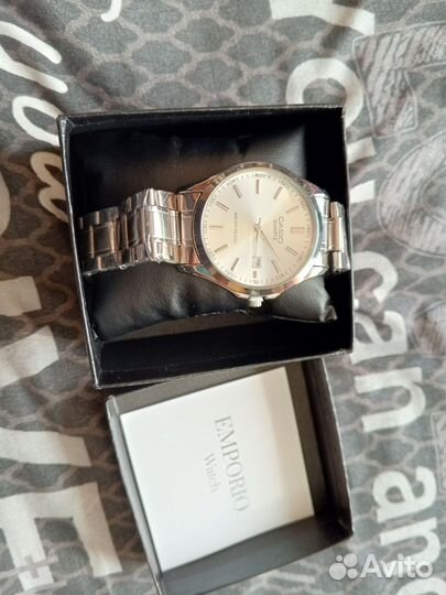 Часы Casio quartz