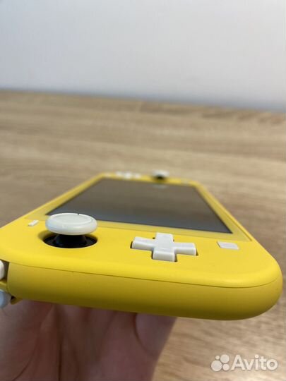 Nintendo switch lite с играми