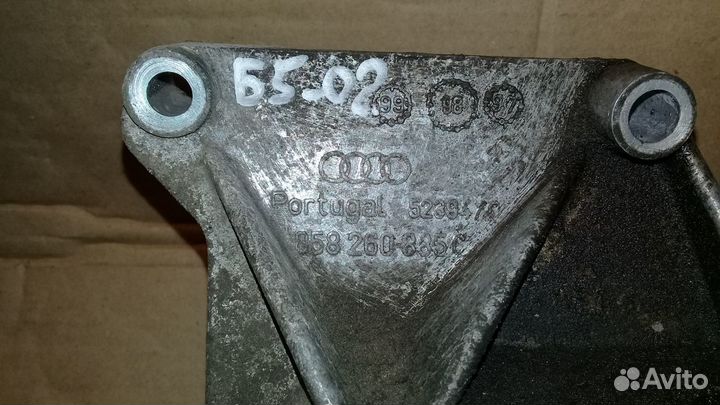 Кронштейн компрессора двс 1.8 Volkswagen Passat B5