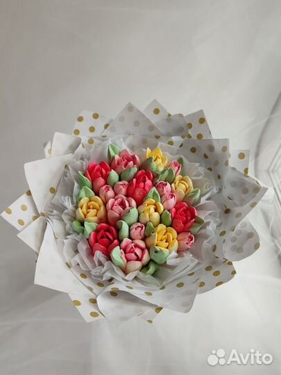 Букет из зефирных тюльпанов для учителя