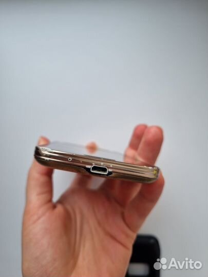 Samsung Galaxy S5 mini SM-G800F, 16 ГБ