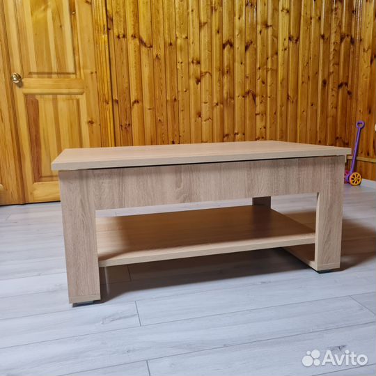 Журнальный столик