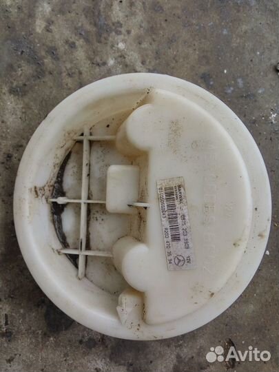 Мерседес С-Класс Колба бака с насосом