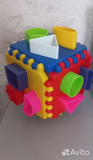 Развивающие игрушки