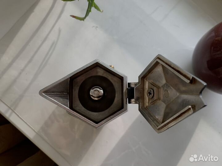 Гейзерная кофеварка Polaris Kontur-4C 200 мл