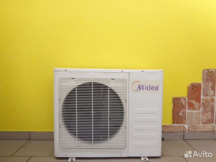 Наружный блок Midea 24 (75 кв,r 22)