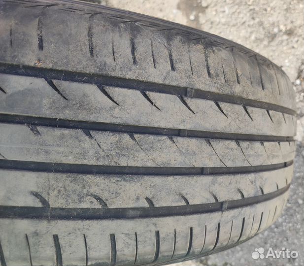 Delinte DH2 215/60 R16 99H