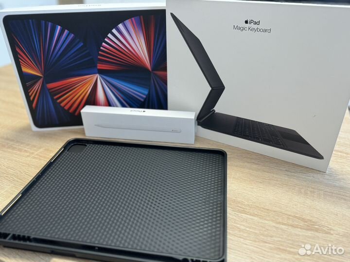 iPad pro 12.9 5 поколение 512 Gb