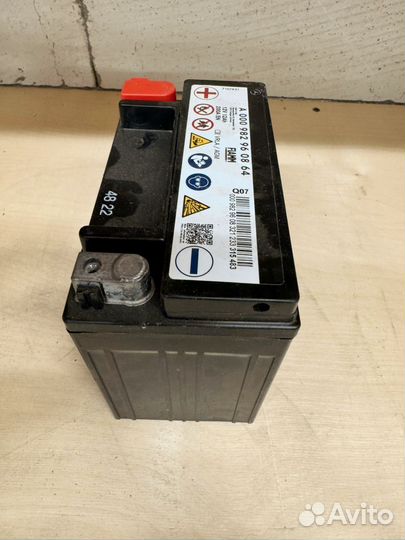 Aкб дополнительный Оригинал Mercedes A000982960864