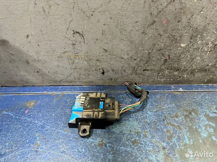 Эбу бензонасосом Audi Q3 8U CCZ 2.0