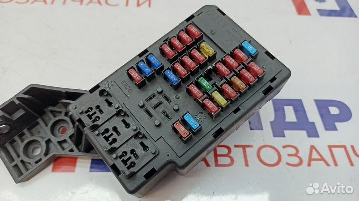 Блок предохранителей салонный Geely Emgrand EC7 10