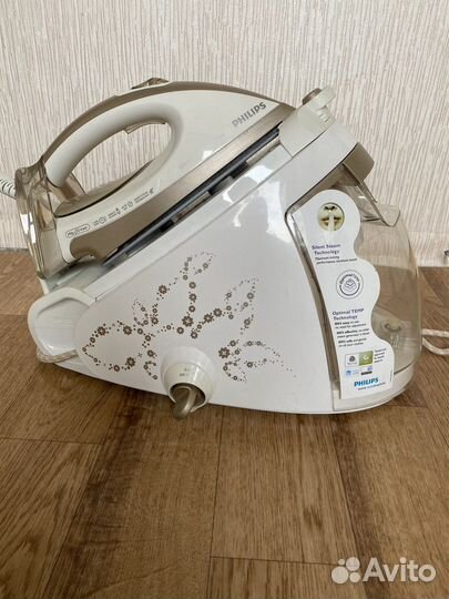Утюг с парогенератором Philips GC9540/02