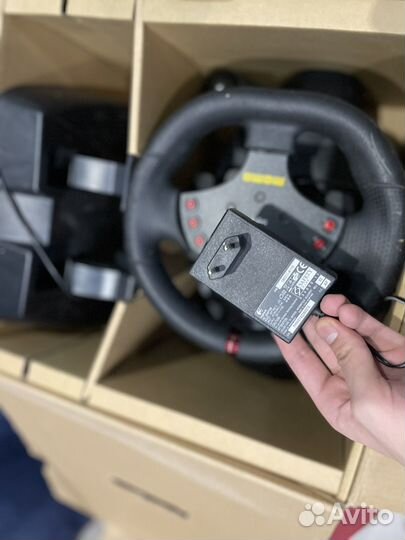 Logitech momo racing