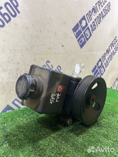 Насос гидроусилителя руля Ssangyong Rexton Rx270