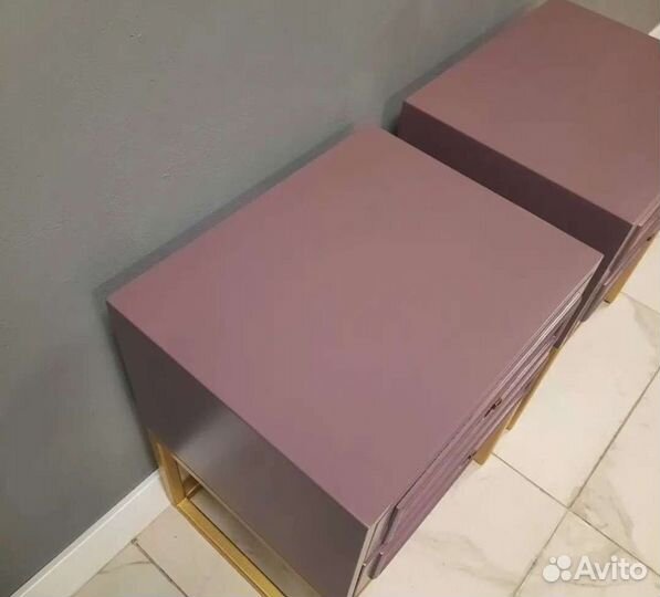 Тумба прикроватная