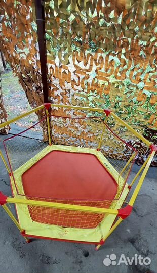 Батут-манеж leco