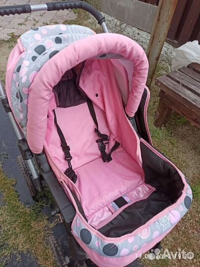 Прогулочная коляска merebillo