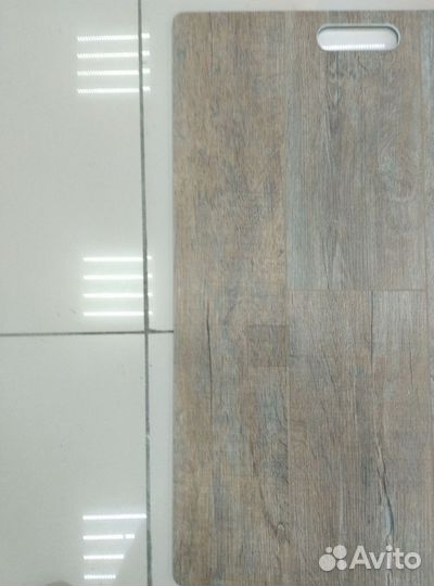 Кварцвиниловая плитка клеевая