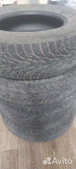 Yokohama IceGuard Stud IG65 225/70 R16