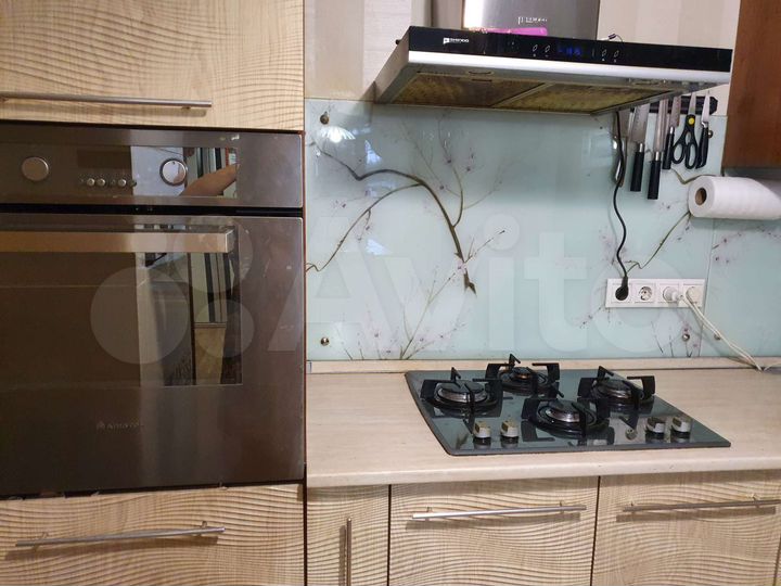 Дом 210 м² на участке 6 сот.