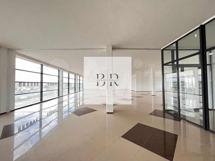 Торговая площадь, 342 м² Без комиссии