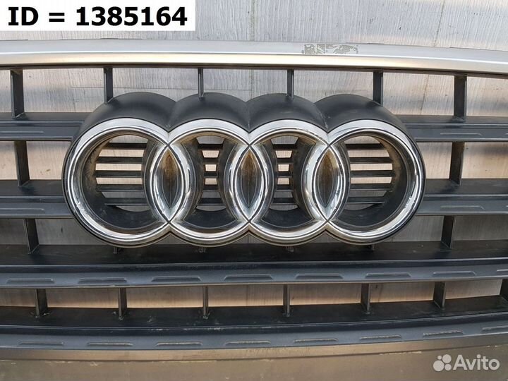 Решетка радиатора Audi Q3