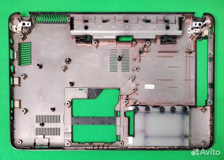 Поддон Samsung NP-R540H