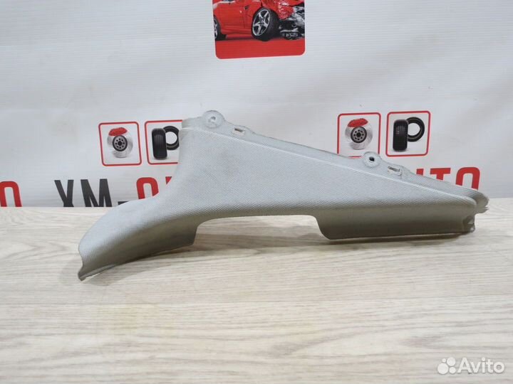 Обшивка стойки задняя левая Audi A7