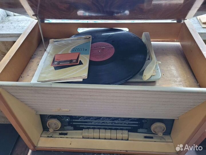 Радиола Латвия-М